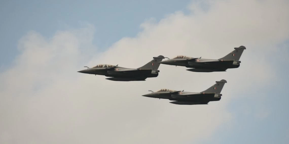 «Δίδυμο-θάνατος» τα Rafale με τους S-400: Η Ινδία θέλει να «αφοπλίσει» την Κίνα